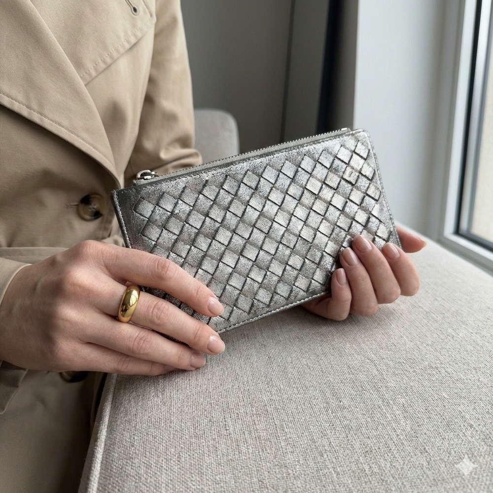 Bottega Veneta Intrecciato Woven Metallic Leather Zip Around Card Holder Wallet‎